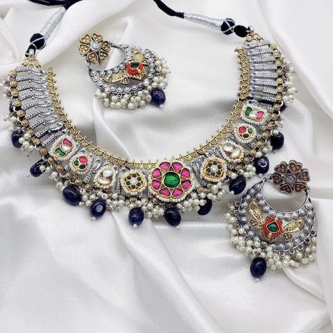 Heritage Dual Tone Choker Set by Joyrias