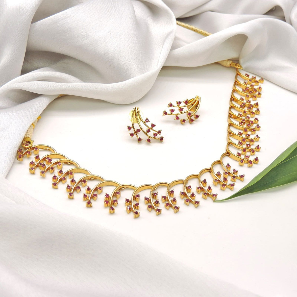 Ruby stone designer necklace set – Indian bridal necklace for weddings USA – Joyrias