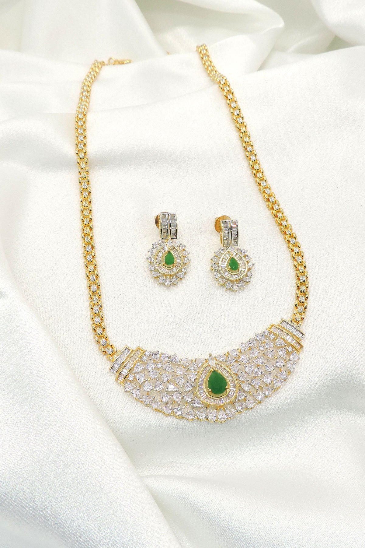 Emerald Green AD Necklace Set