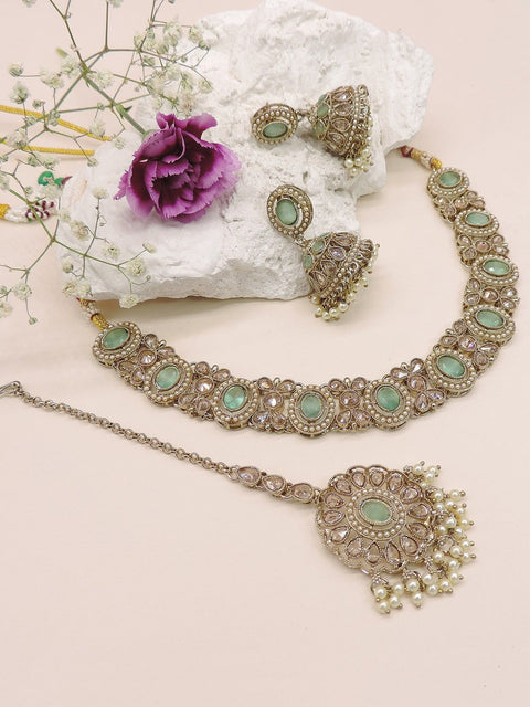 Mint green Kundan bridal necklace set with choker earrings and maang tikka – Indian bridal jewelry USA – Joyrias