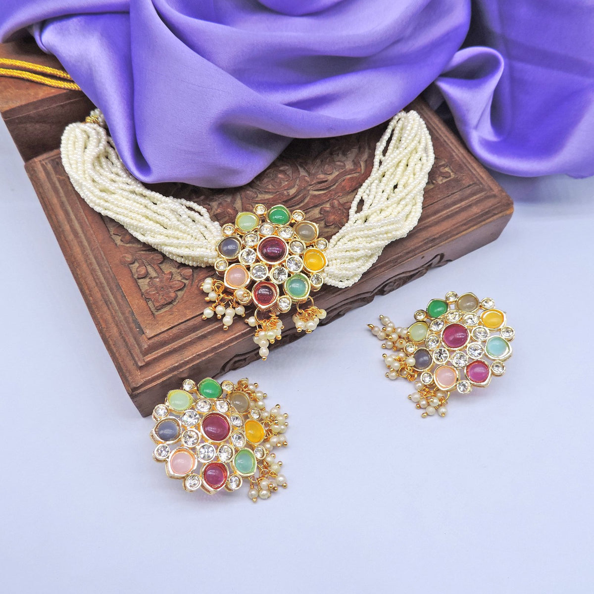 Multi-Colour Choker set Image 0