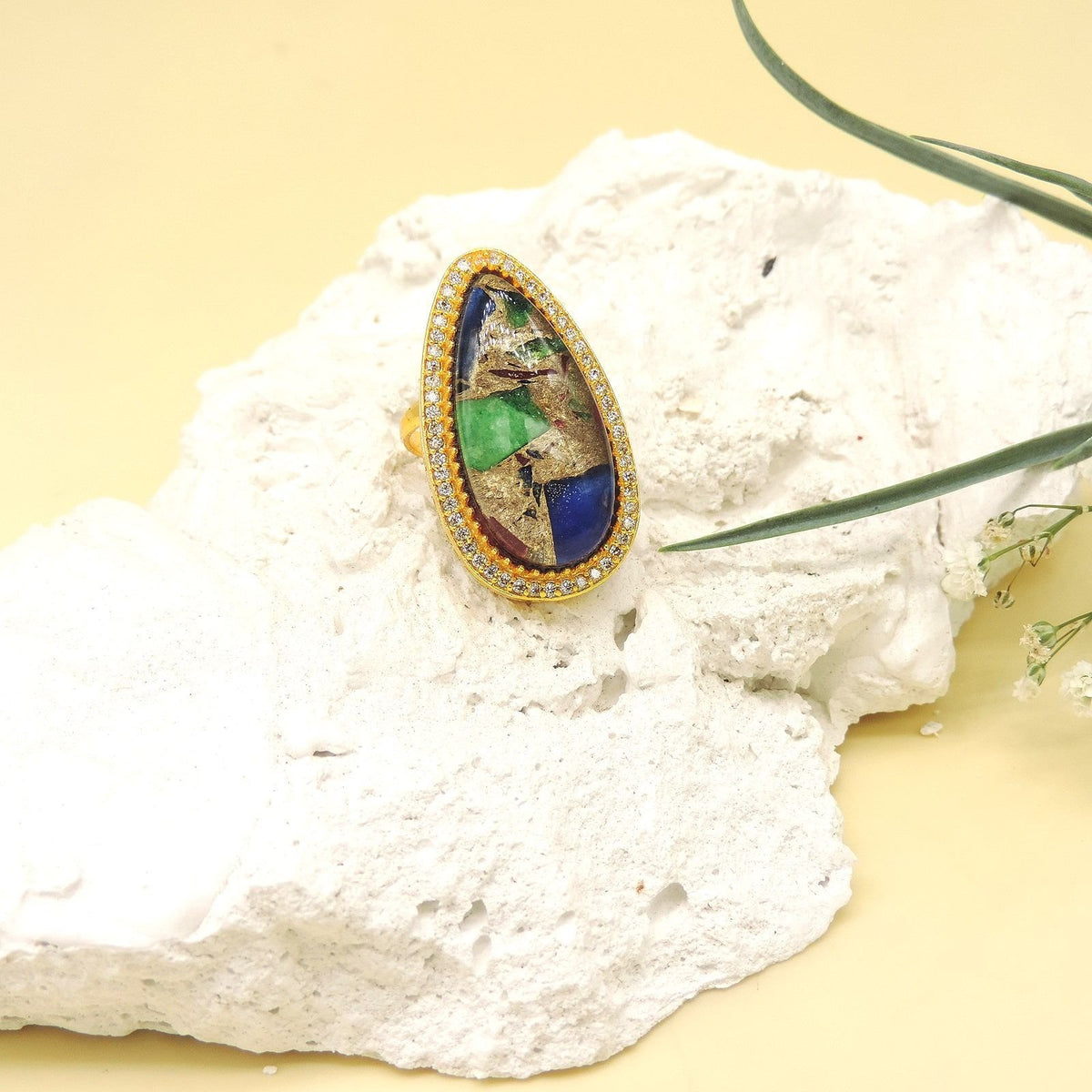 Teardrop Blue-Green Mosaic AD Cocktail Ring Image 0