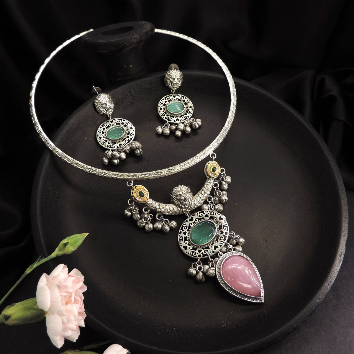Oxidized Pink Stone Torque Necklace Set – Pearl Bell Detailing