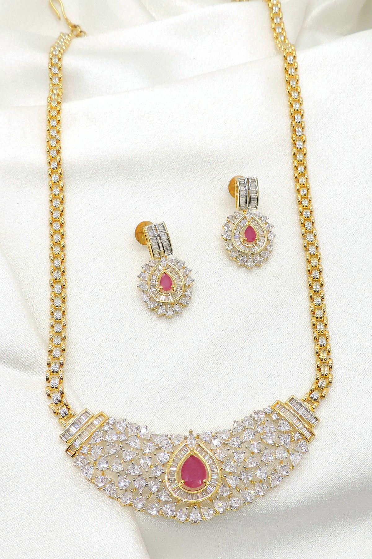 Emerald Green AD Necklace Set