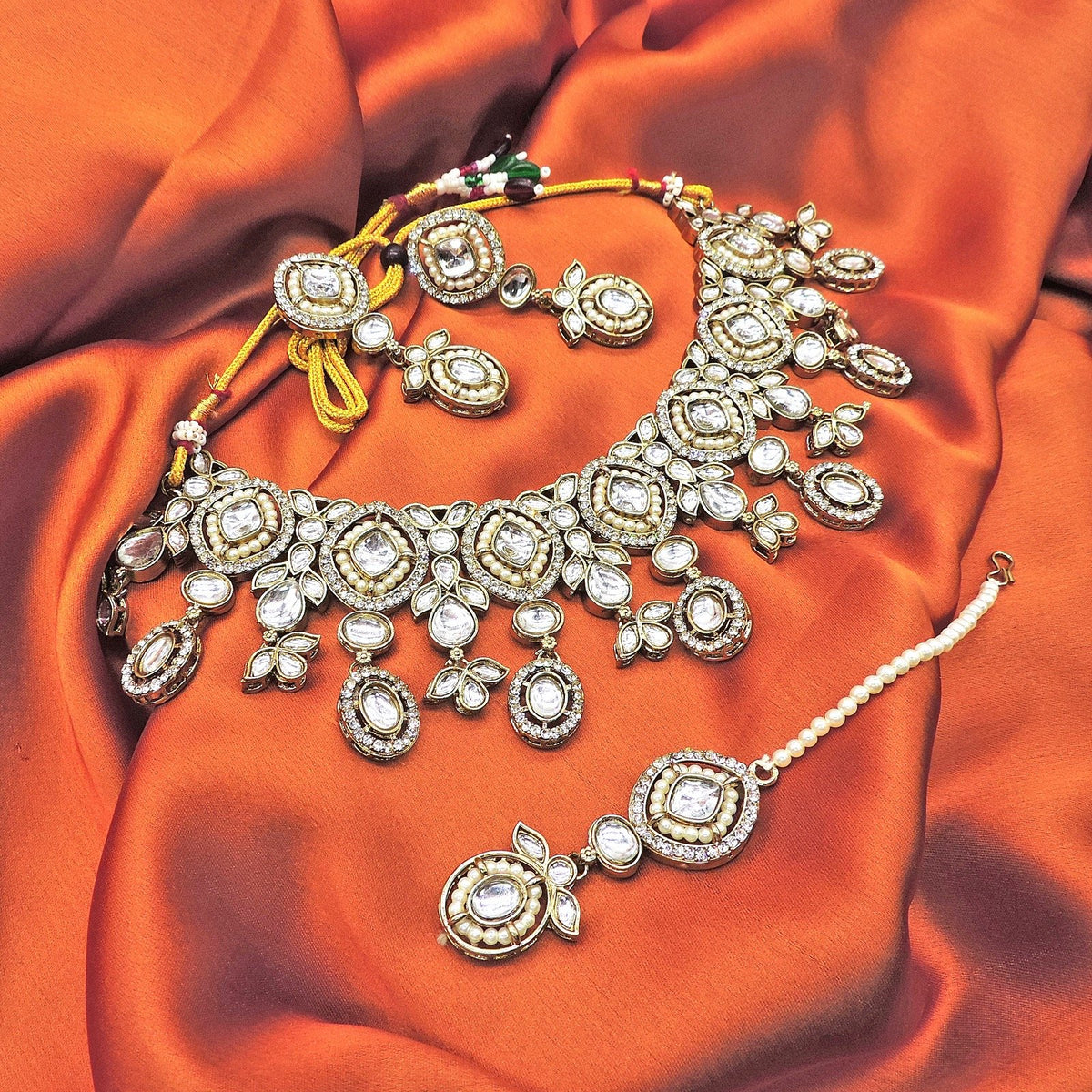 Kundan Necklace set Image 0
