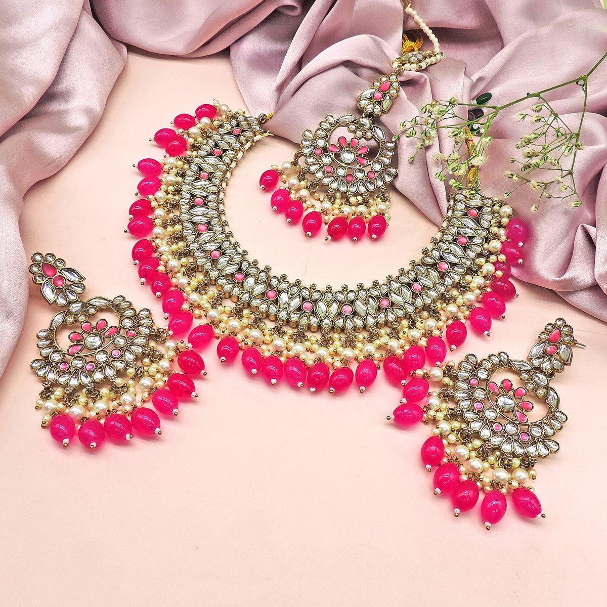 Kundan Necklace with Maangtika Image 0