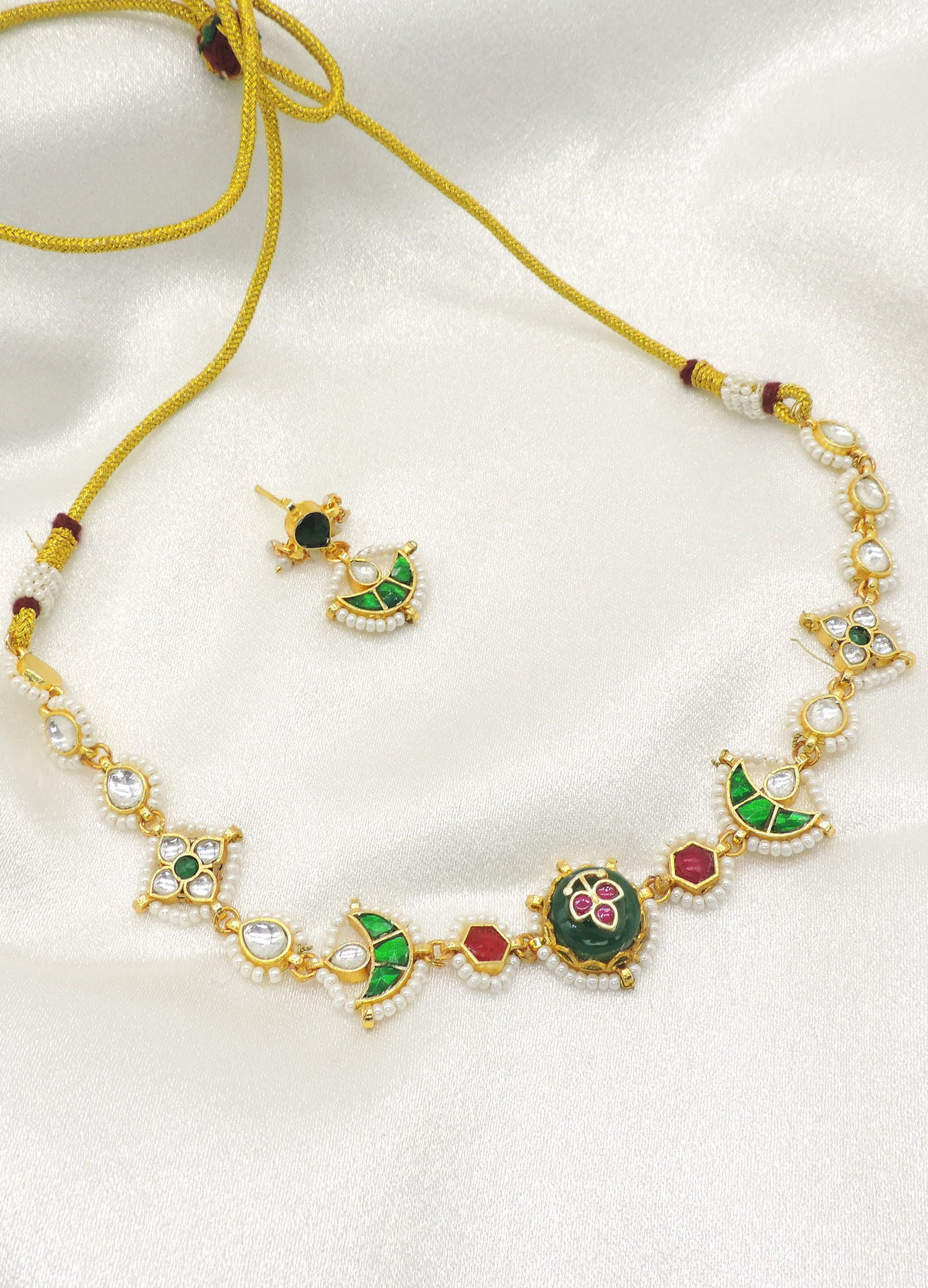 Meenakari kundan necklace set by Joyrias