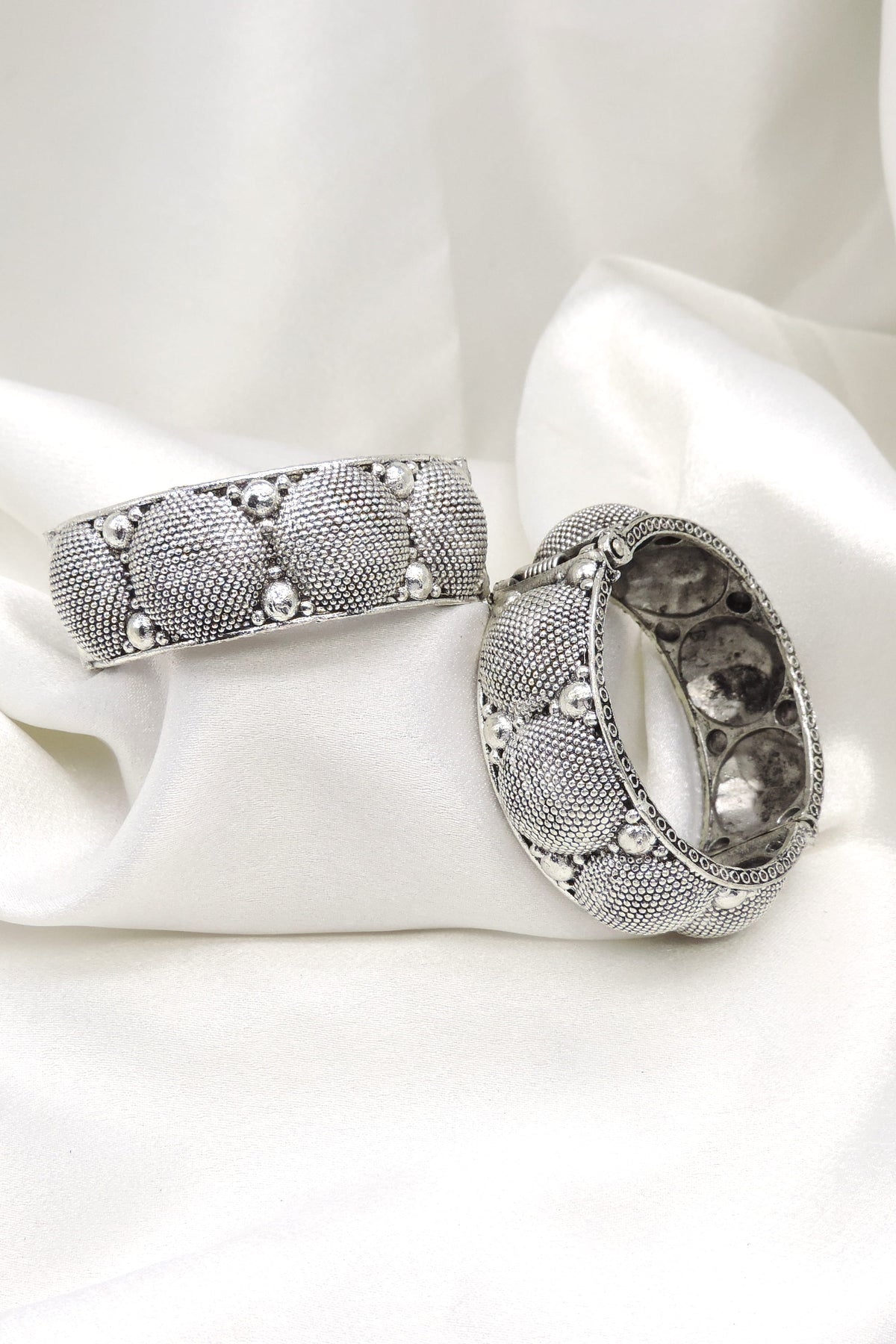 Oxidized silver textured beaded openable bangle set by joyrias