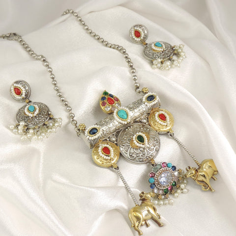 Heritage Cow Pendant Long Necklace Set