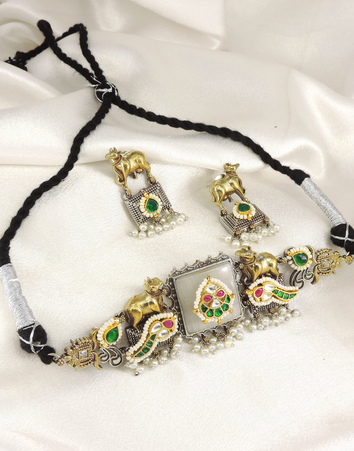 Heritage Cow Dual Tone Choker Set by Joyrias
