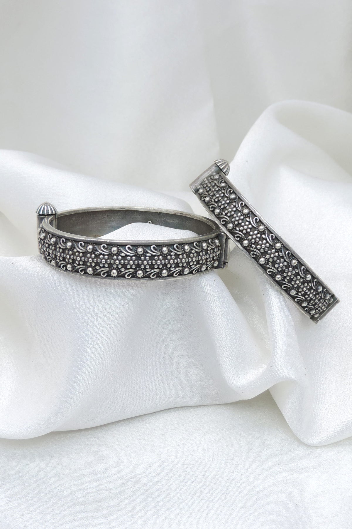 Oxidized silver floral beaded openable bangle set by joyrias