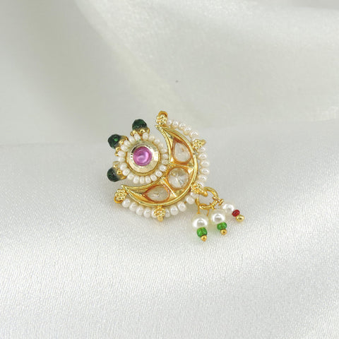 Crescent pearl nose pin by Joyrias