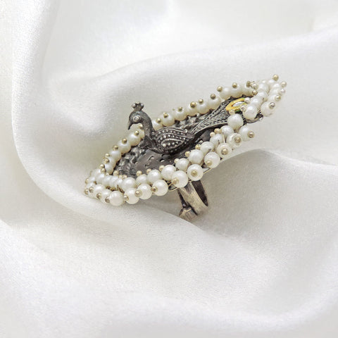 Oxidized silver peacock pearl beaded ring by joyrias
