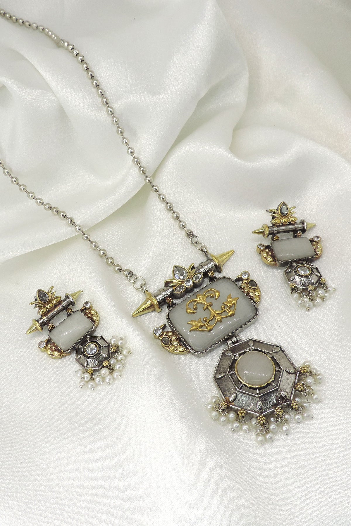 Mint Dual Tone Necklace Set