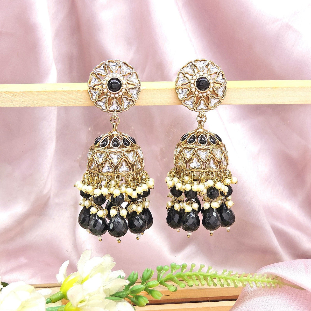 Kundan Jhumka Image 0
