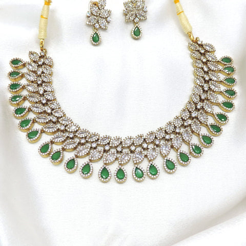 Green Leaf Drop Necklace Set by Joyrias
