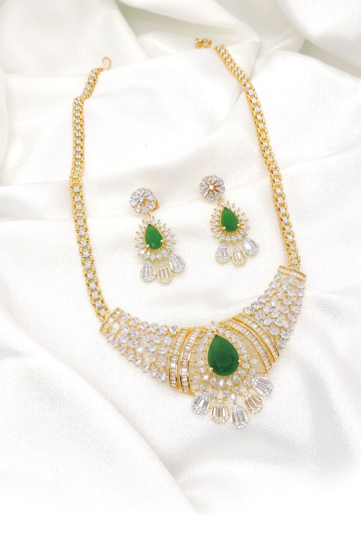 Emerald Green AD Necklace Set