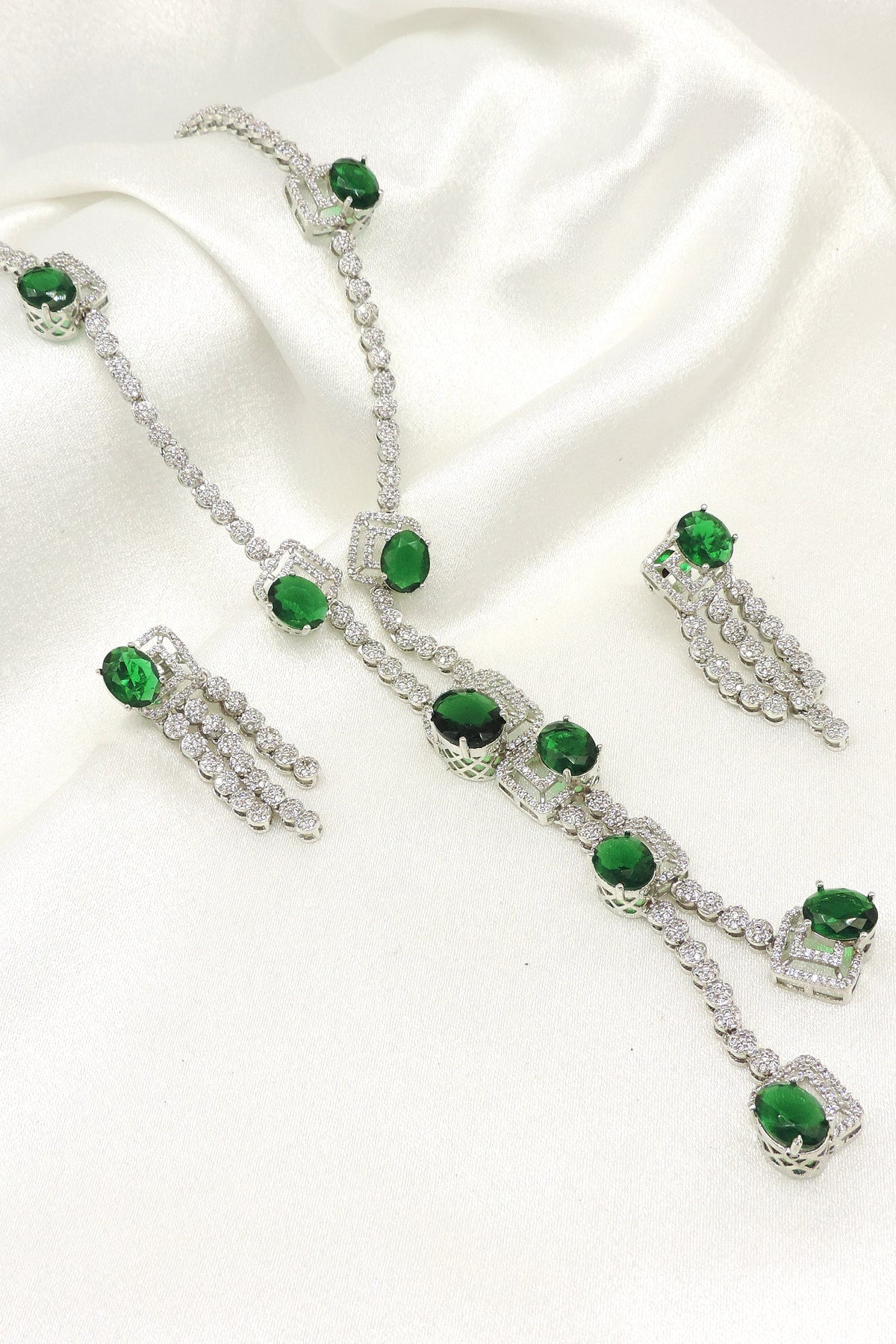 Emerald zircon layered necklace set by Joyrias