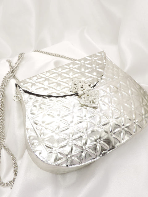 Silver Opening Box Clutch Purse | Joyrias