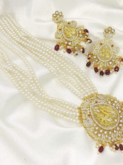 Royal Pearl Bridal Haar Set with Temple Pendant & Statement Earrings