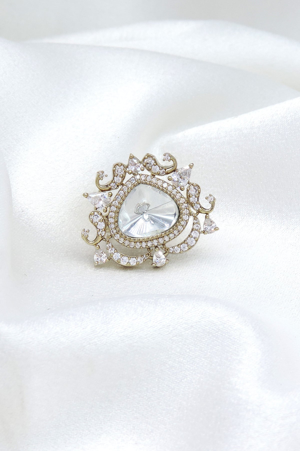 Elegant Traditional Indian Statement Ring – Festive Jewelry