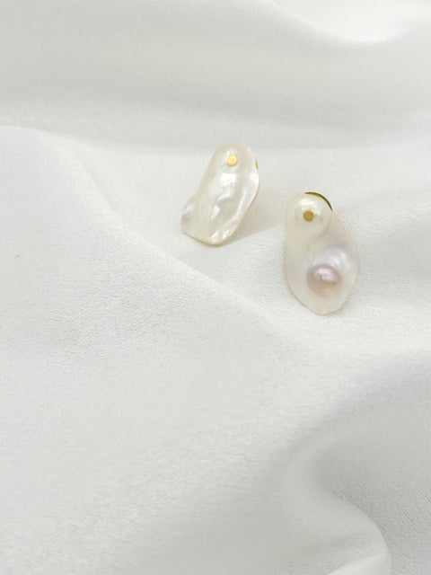 Baroque Pearl Stud Earrings | Irregular Pearl Earrings | Joyrias