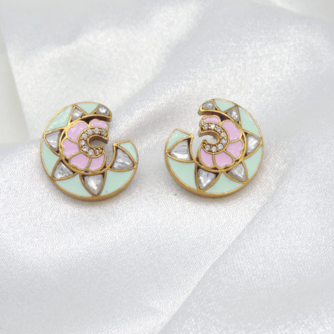 Pastel swirl stud earrings by Joyrias