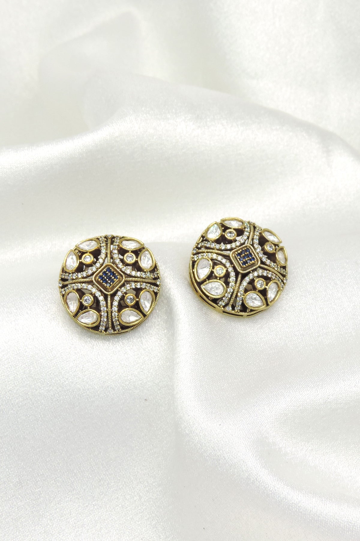 Antique Kundan Stud Earrings with Blue Stone Accents