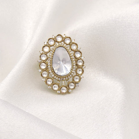 Royal White Kundan Statement Ring – Gold Tone