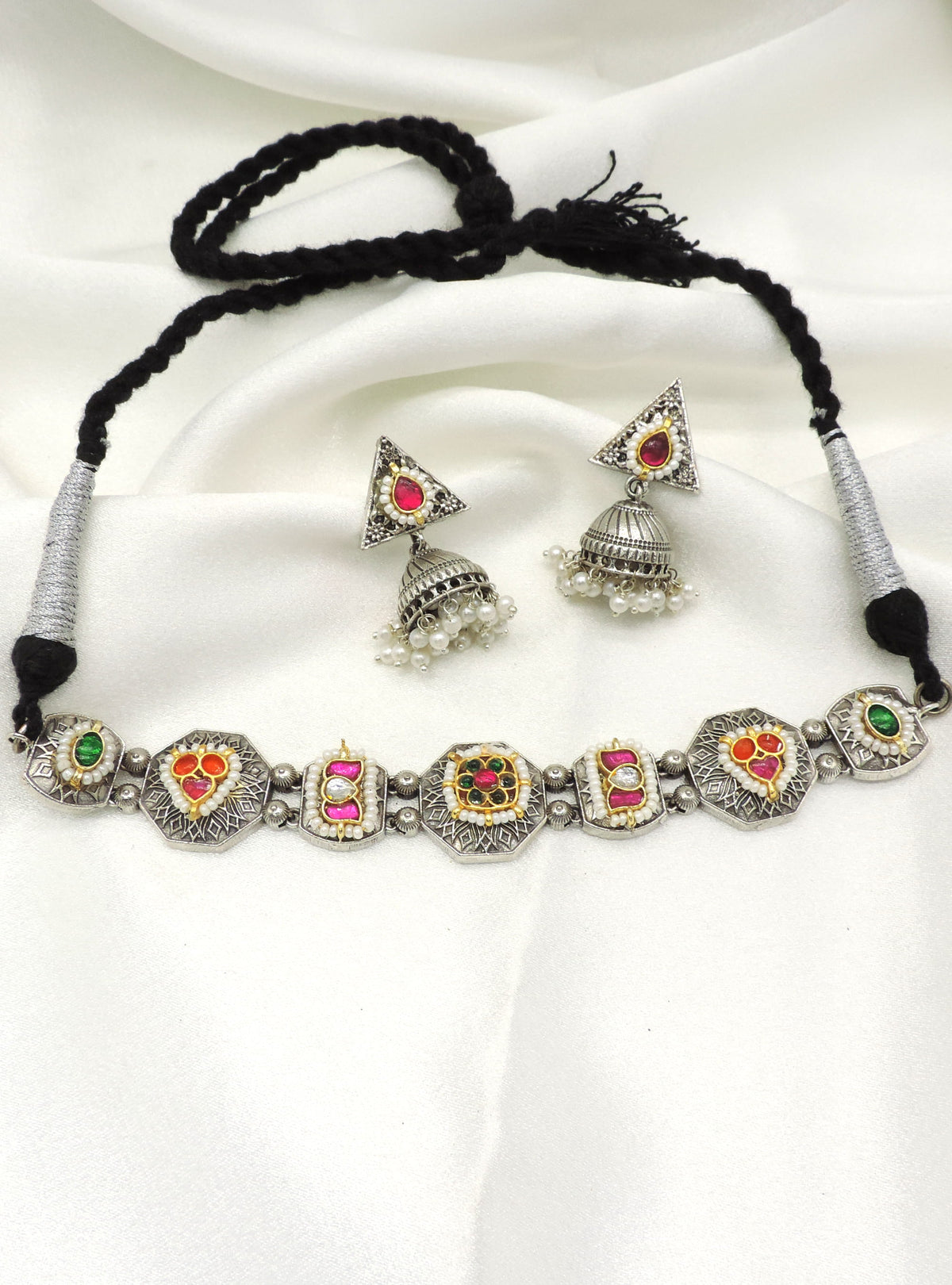 Multicolor tribal oxidized choker set by Joyrias