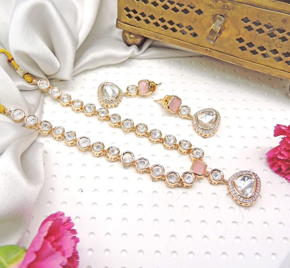 Pastel pink & kundan necklace set Image 0