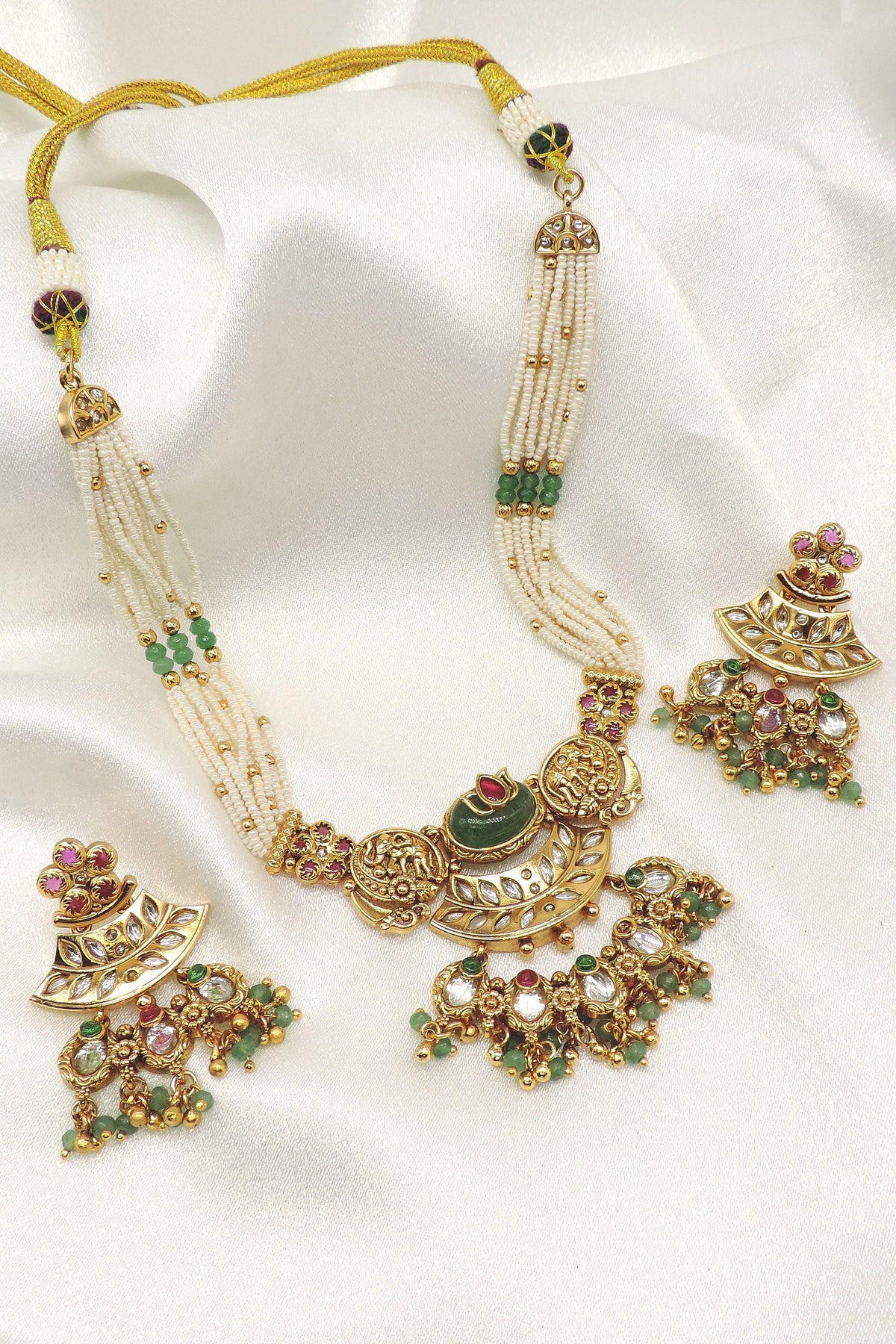 Heritage Kundan Beaded Pendant Necklace Set by Joyrias