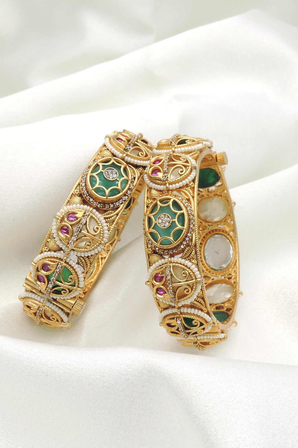 Emerald Pearl Filigree Bangle Set | Joyrias