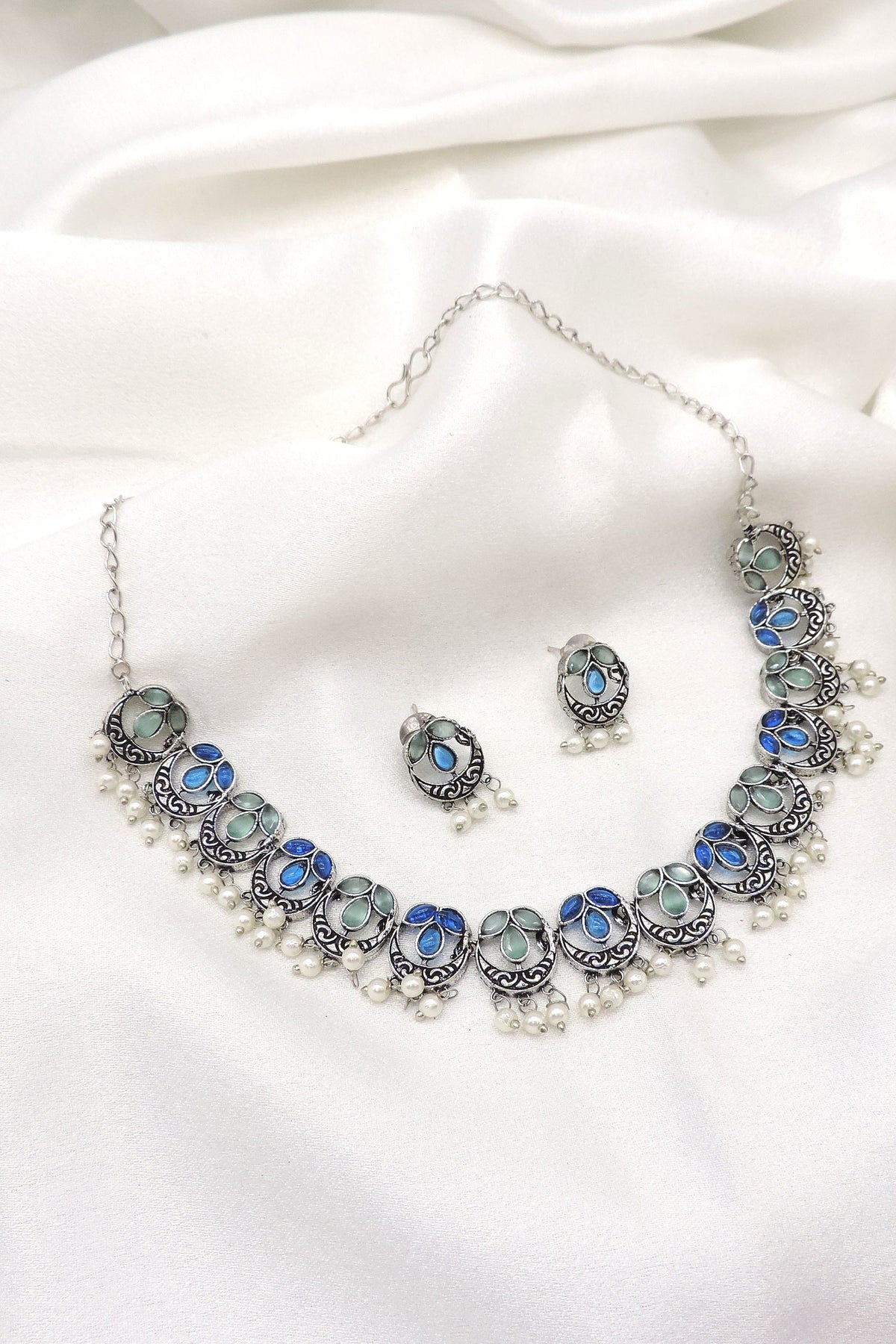 Oxidized Multicolor Pearl Floral Necklace Set