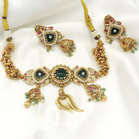 Antique Green Leaf Pendant Necklace Set by Joyrias