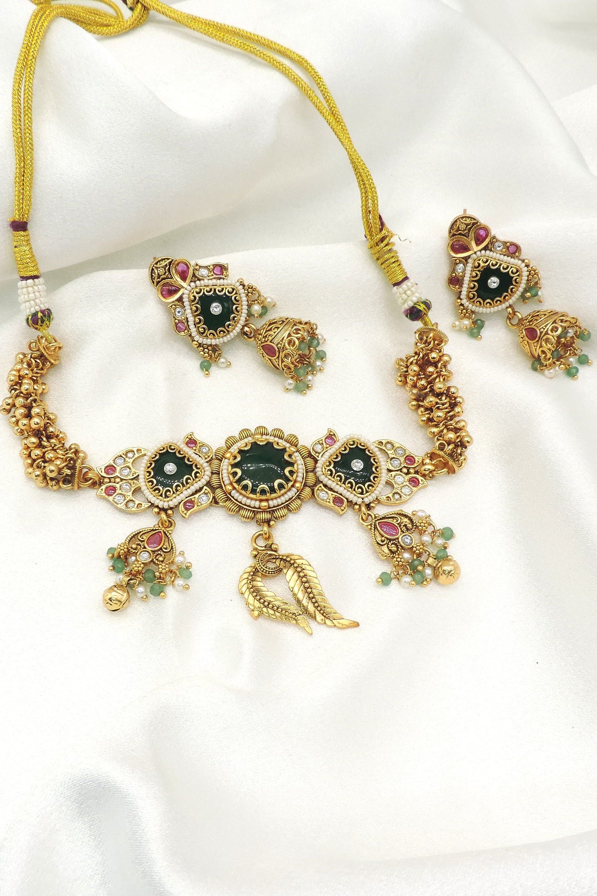 Antique Green Leaf Pendant Necklace Set by Joyrias
