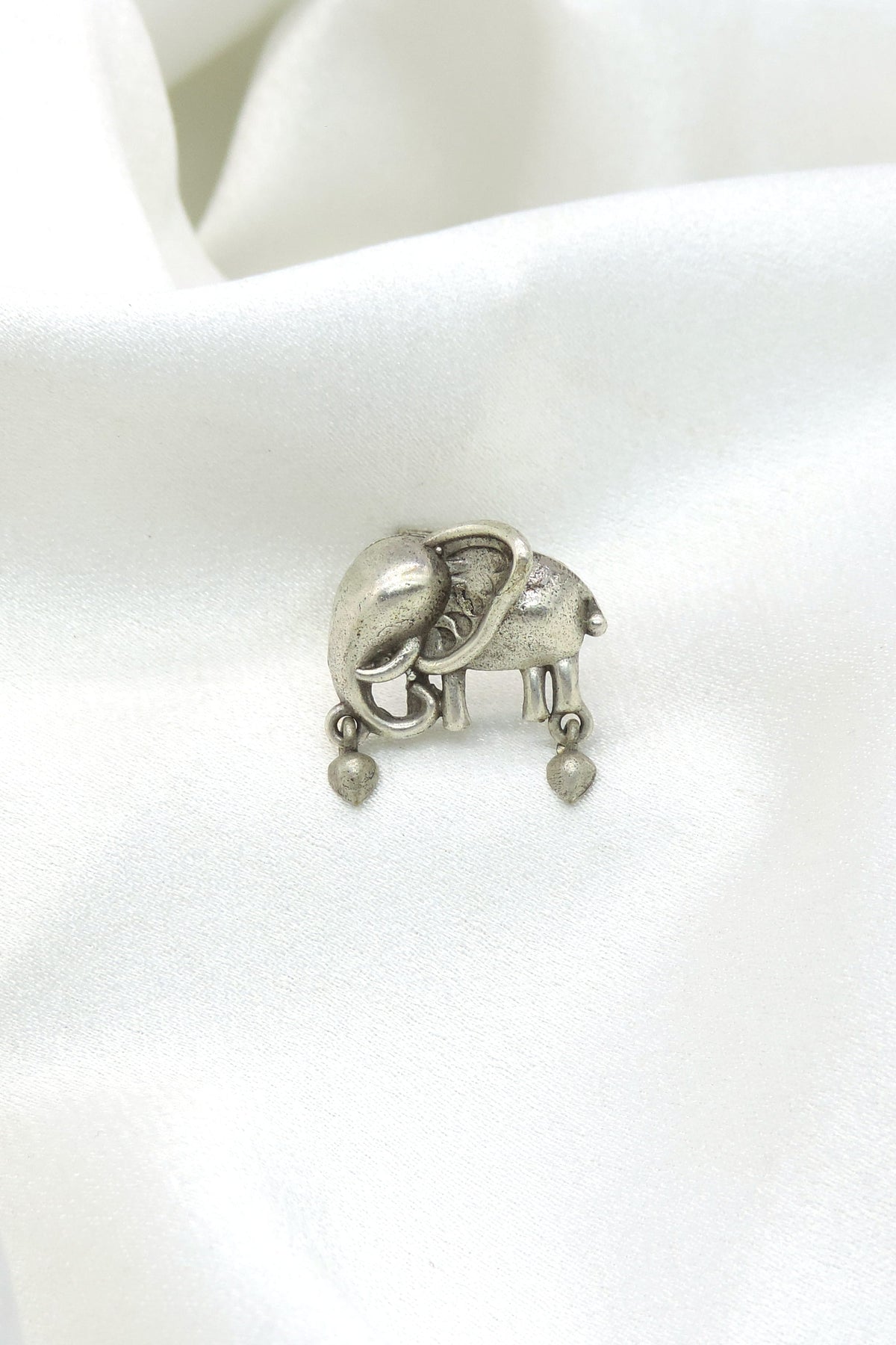 Oxidised elephant charm ring with antique detailing from joyrias