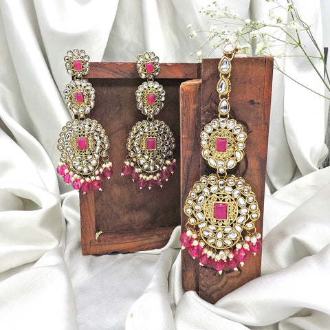 Gold Tone Kundan Maangtika set Image 0