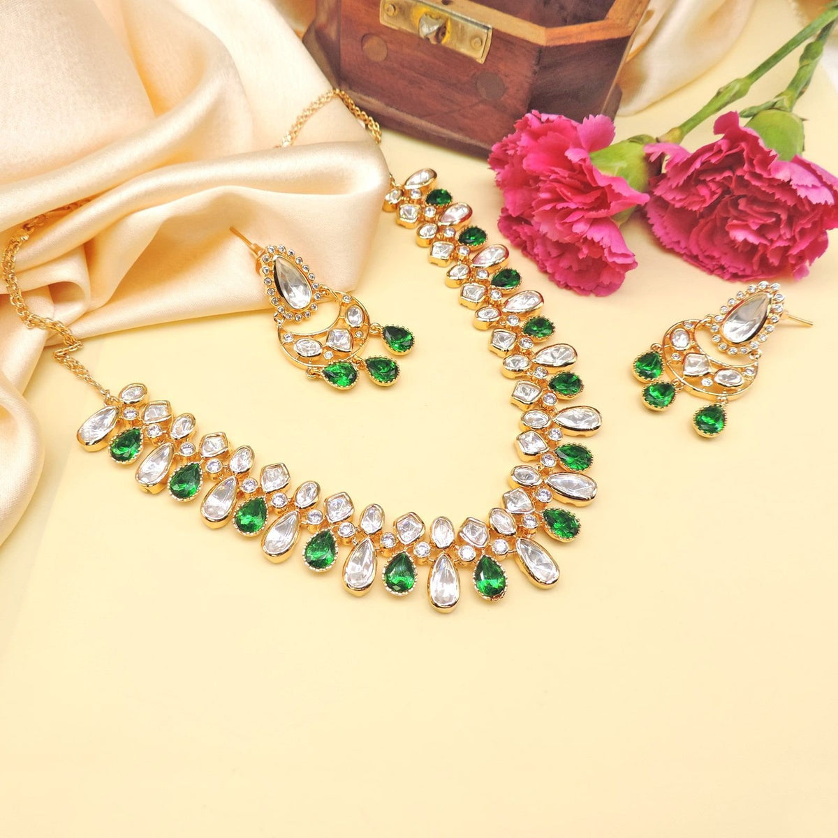 Emerald Polki Kundan necklace set – Indian Polki Kundan bridal necklace USA – Joyrias