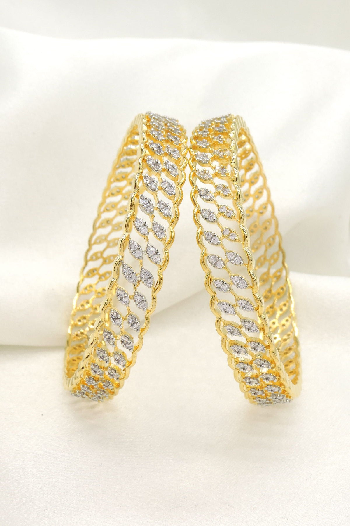 Luxe CZ Chain Bangle Set by Joyrias