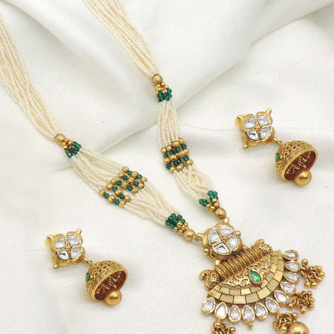 Emerald Pearl Pendant Necklace Set by Joyrias