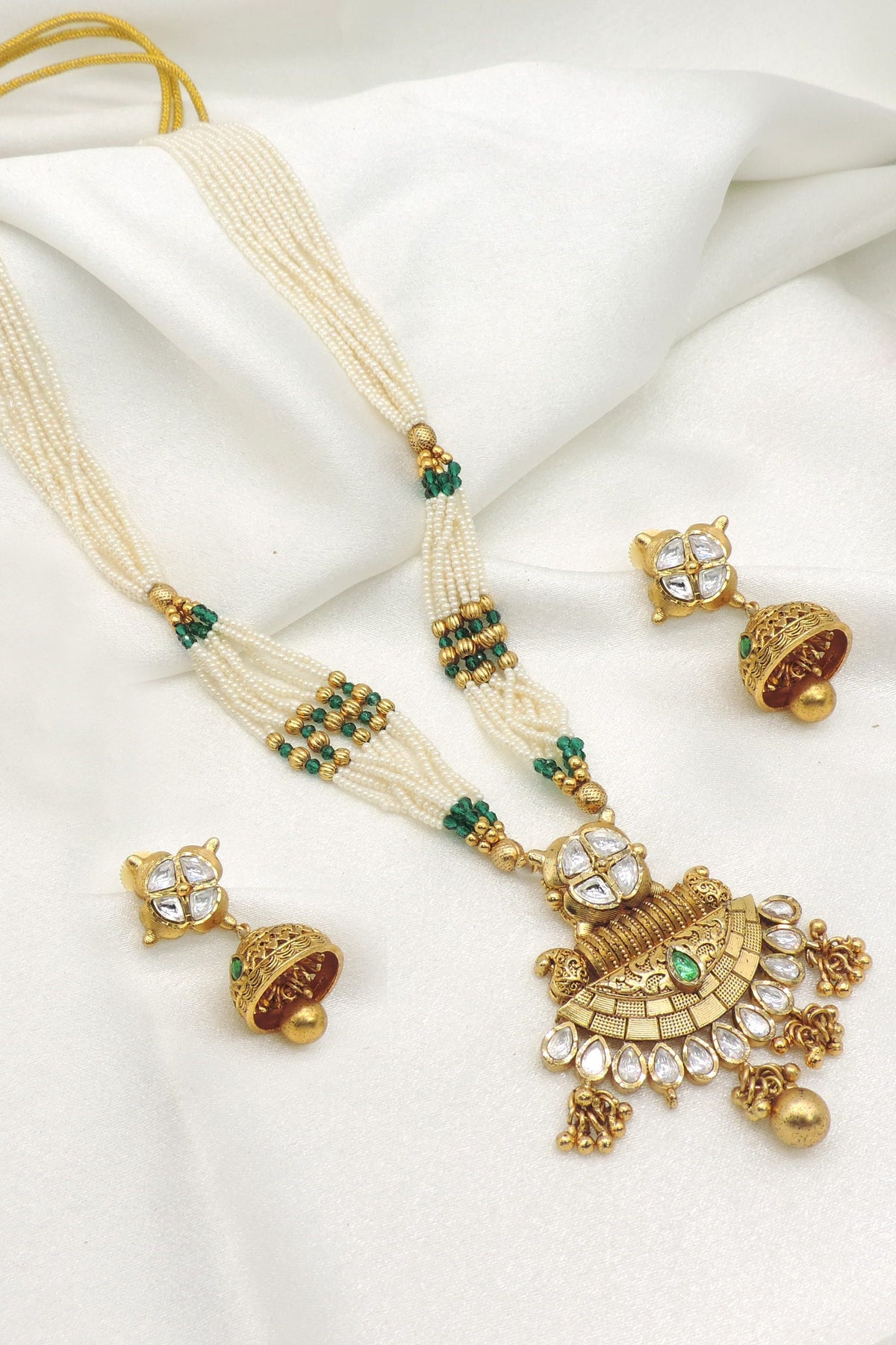 Emerald Pearl Pendant Necklace Set by Joyrias