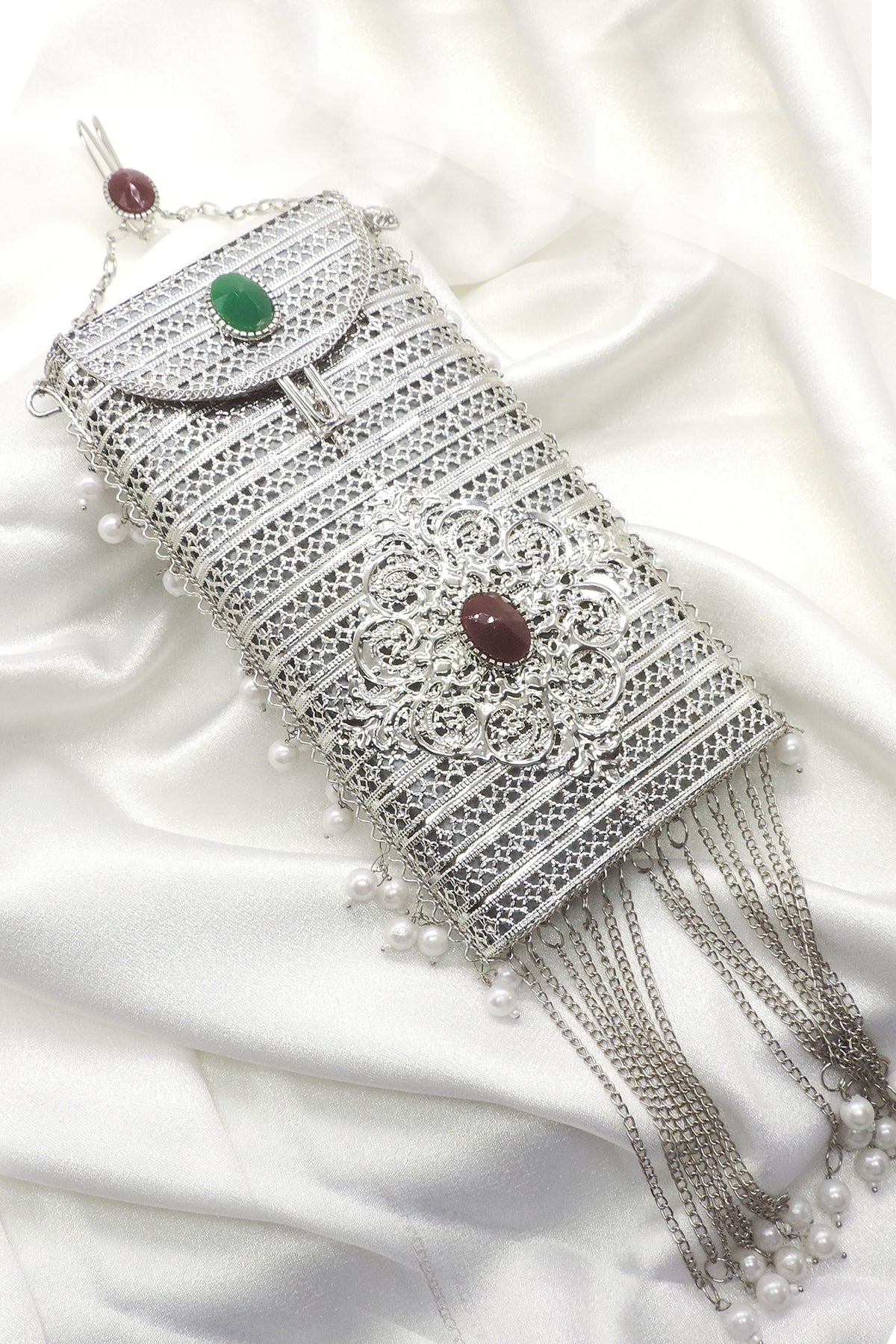 Antique Silver Filigree Clutch Bag by Joyrias