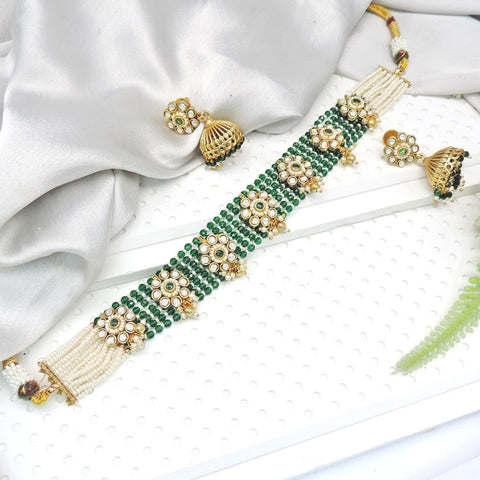 Emerald Kundan floral choker necklace set – Indian Kundan choker for weddings USA – Joyrias