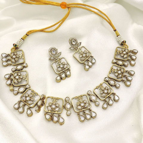 Handcrafted Polki Choker Necklace Set