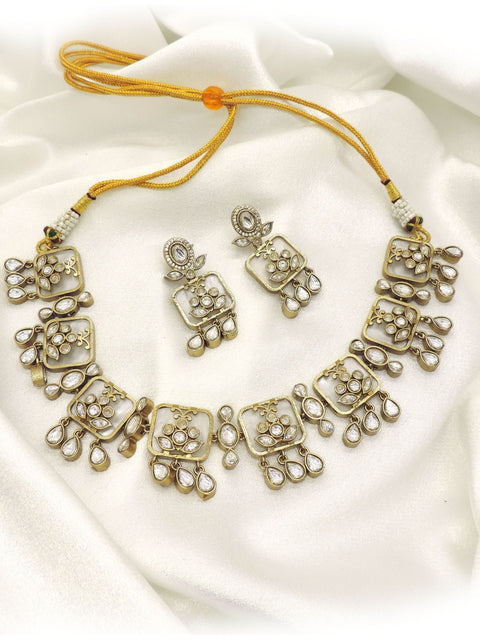 Handcrafted Polki Choker Necklace Set