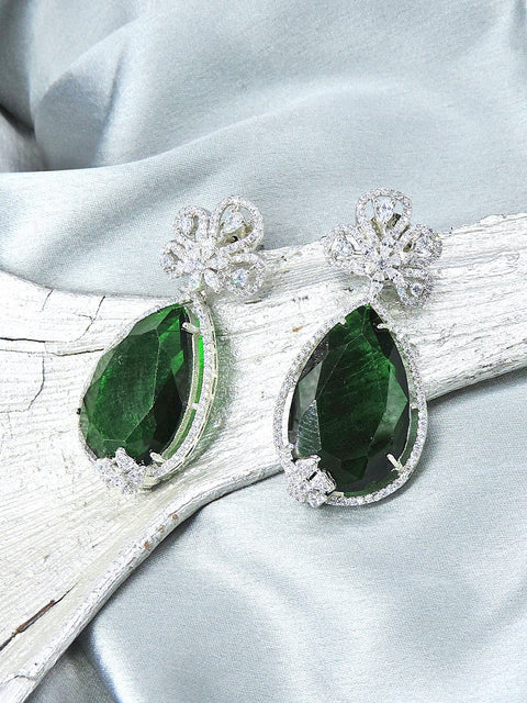 Emerald earrings – Indian emerald green earrings for weddings and festivals USA – Joyrias