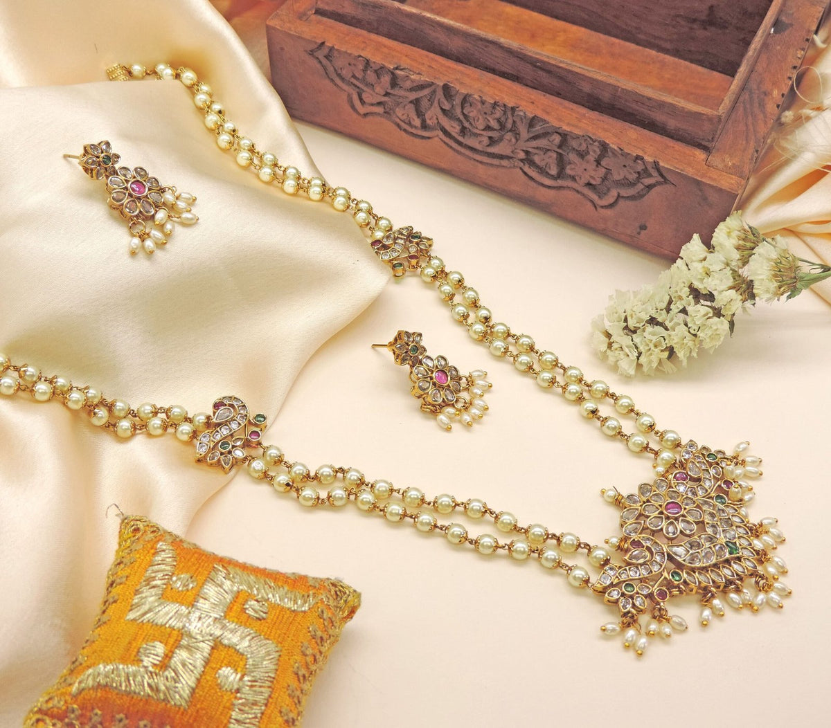 Pearl Double Layer Necklace with Earrings Image 0