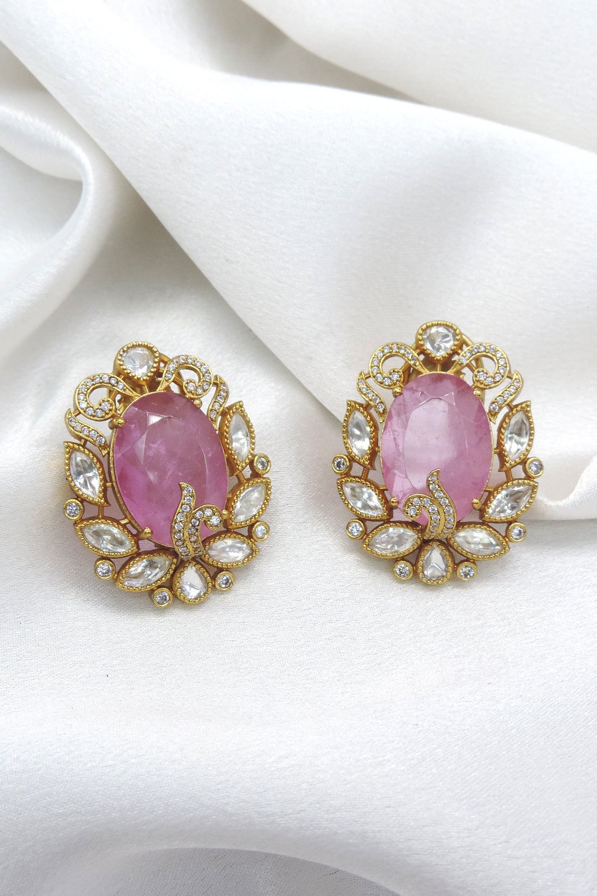 Emerald Kundan Stud Earrings