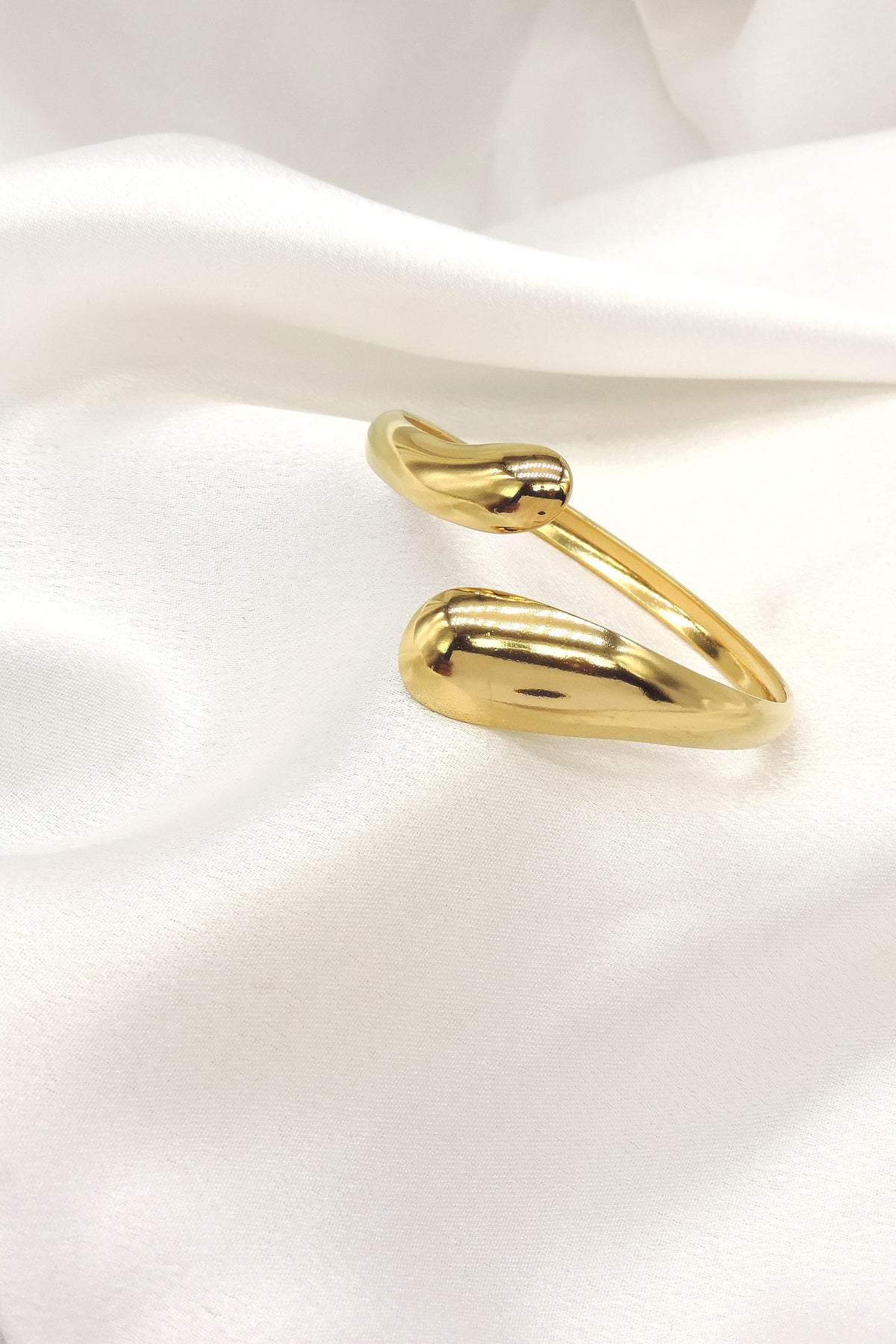 Teardrop Open Gold Cuff Bracelet by Joyrias